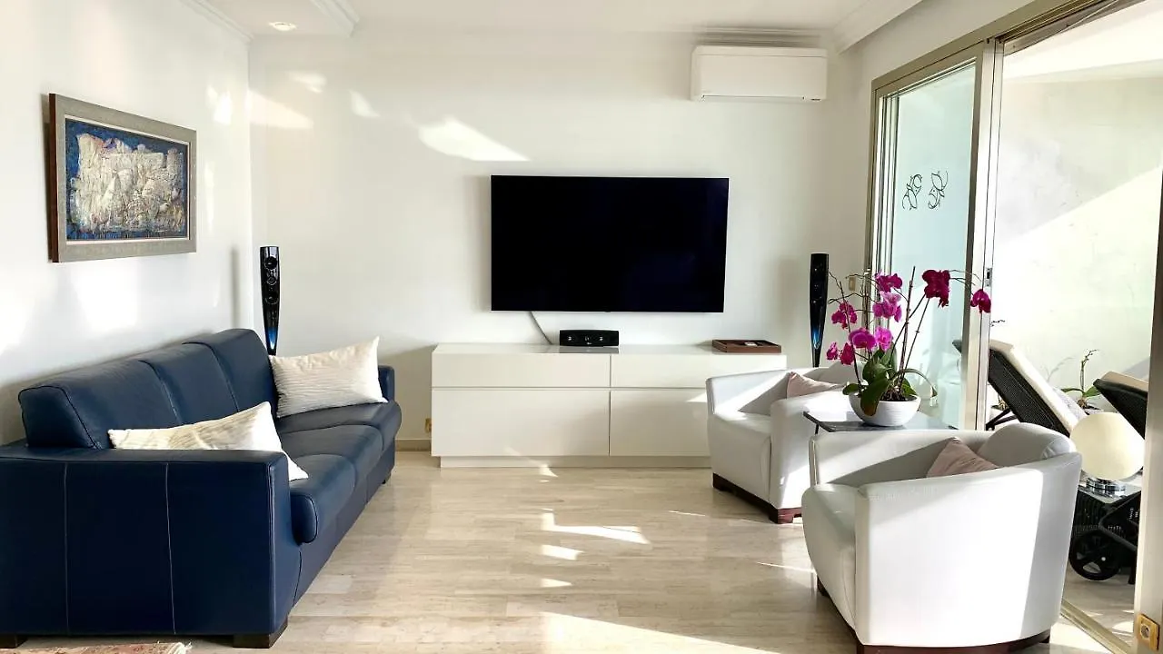 Sea View Luxury Apartment Villeneuve-Loubet