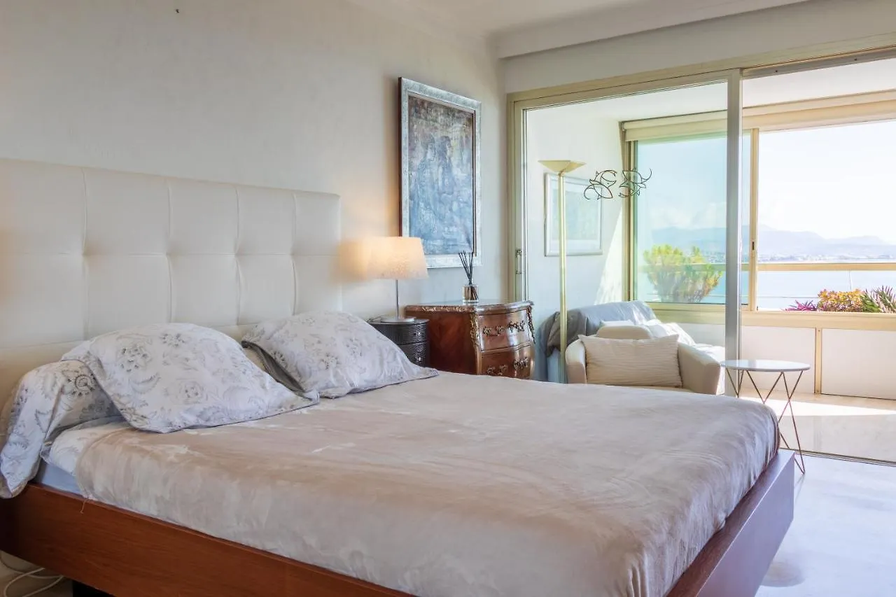 Sea View Luxury Apartment Villeneuve-Loubet